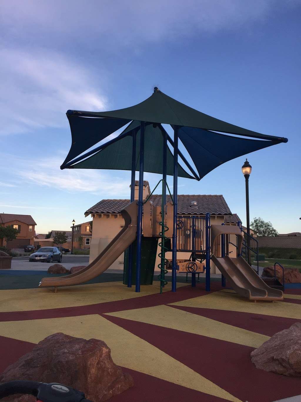 Las Haciendas Park | 16000 Papago Pl, Victorville, CA 92394, USA | Phone: (760) 955-5271