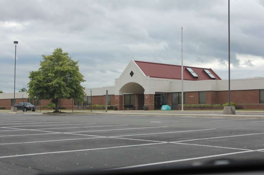 Dominion Trail Elementary School | 44045 Bruceton Mills Ci, Ashburn, VA 20147, USA | Phone: (571) 252-2340