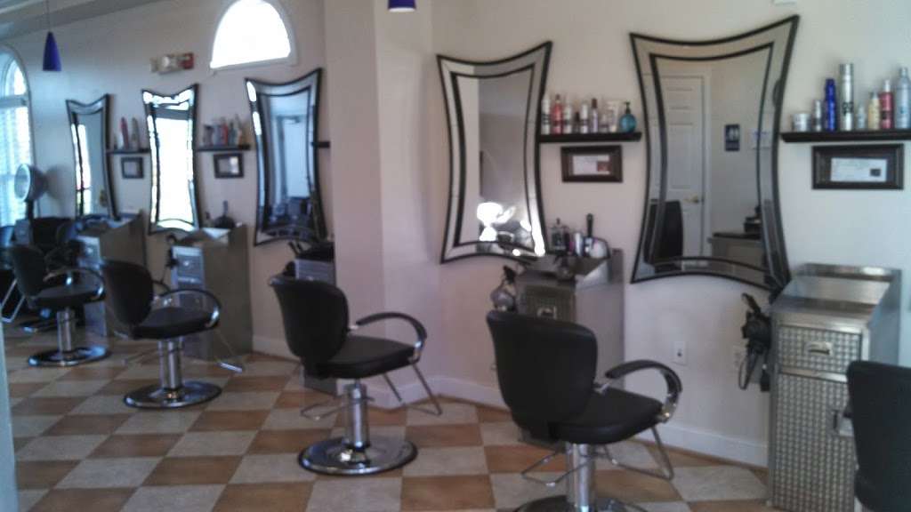 Style Station Hair Salon | 3526 Worthington Blvd, Frederick, MD 21704, USA | Phone: (240) 575-9116