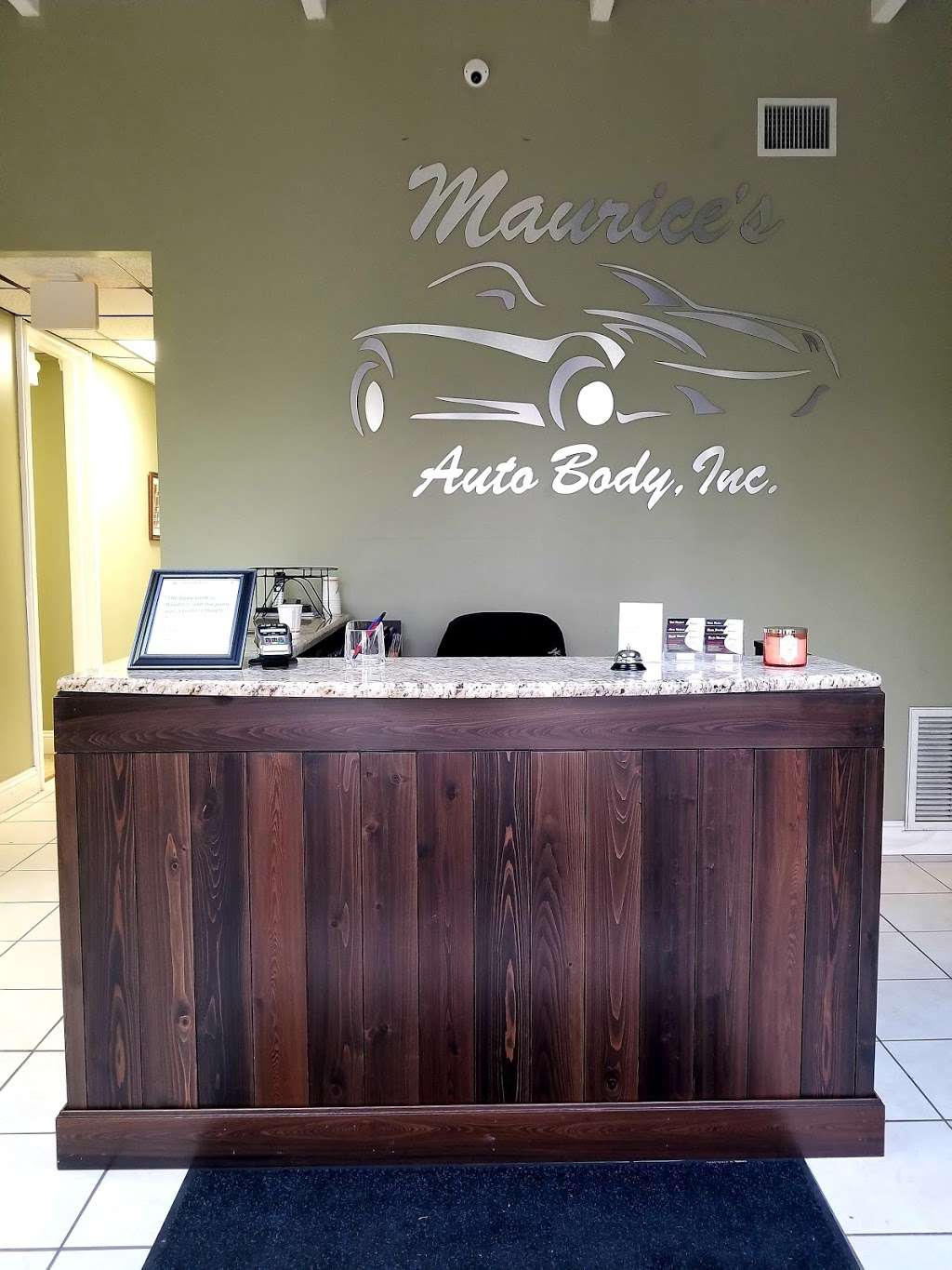 Maurices Auto Body, Inc. | 2940 Drane Field Rd, Lakeland, FL 33811, USA | Phone: (863) 647-3143