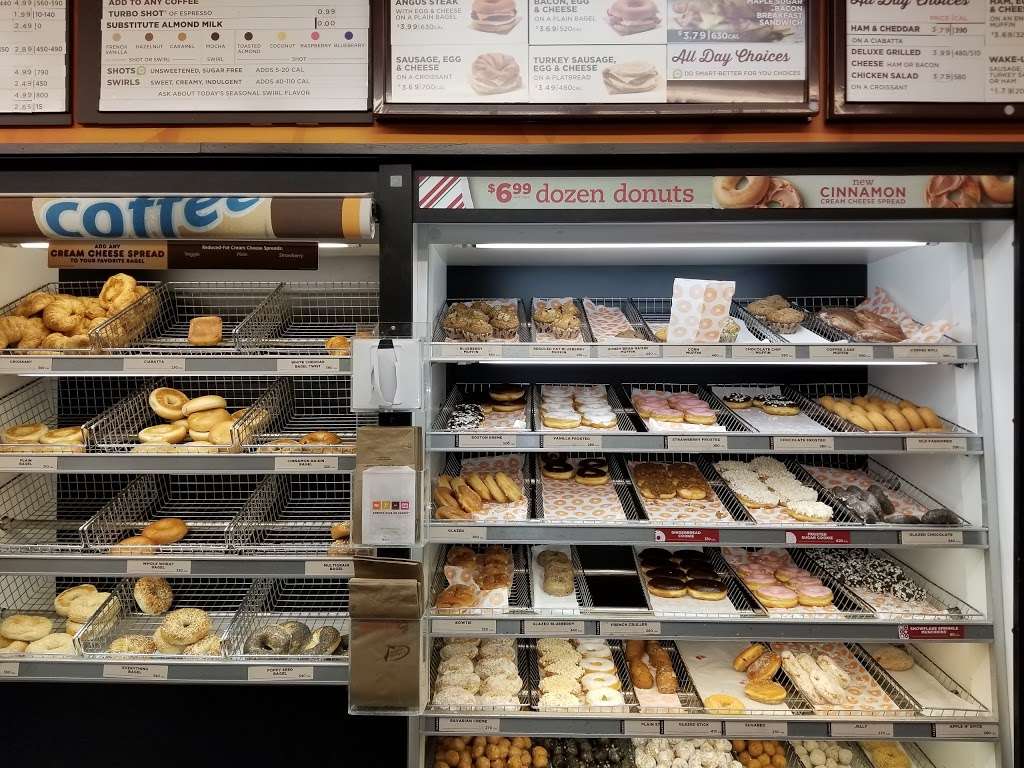 Dunkin Donuts | 1533 Post Rd E, Westport, CT 06880, USA | Phone: (203) 256-0513