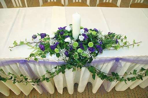 Flowers 4 U | Acreland Green, Pleshey, Chelmsford CM3 1HP, UK | Phone: 01245 231277