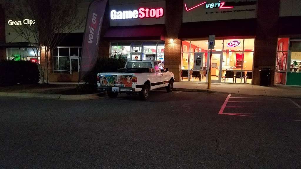 GameStop | 257 River Bend Dr, Granite Falls, NC 28630, USA | Phone: (828) 396-2190