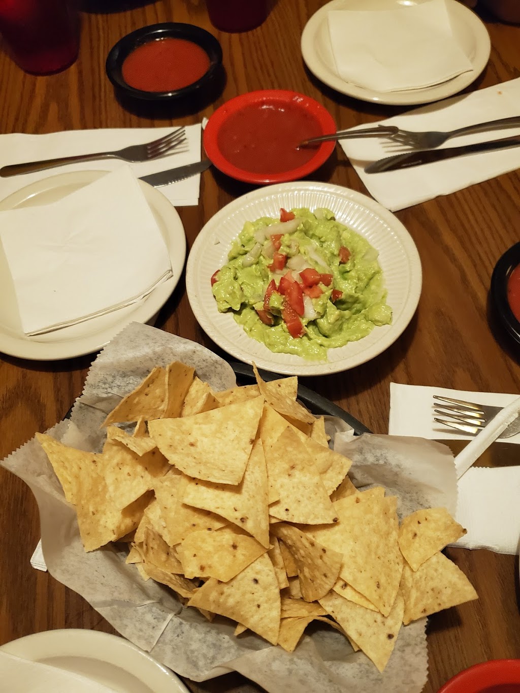 Amigos Mexican Restaurant | 22085 West Rd, Woodhaven, MI 48183, USA | Phone: (734) 676-7703