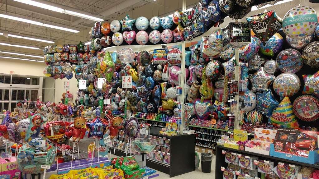 Party City | 375 S Barrington Rd, Schaumburg, IL 60193 | Phone: (630) 736-9450