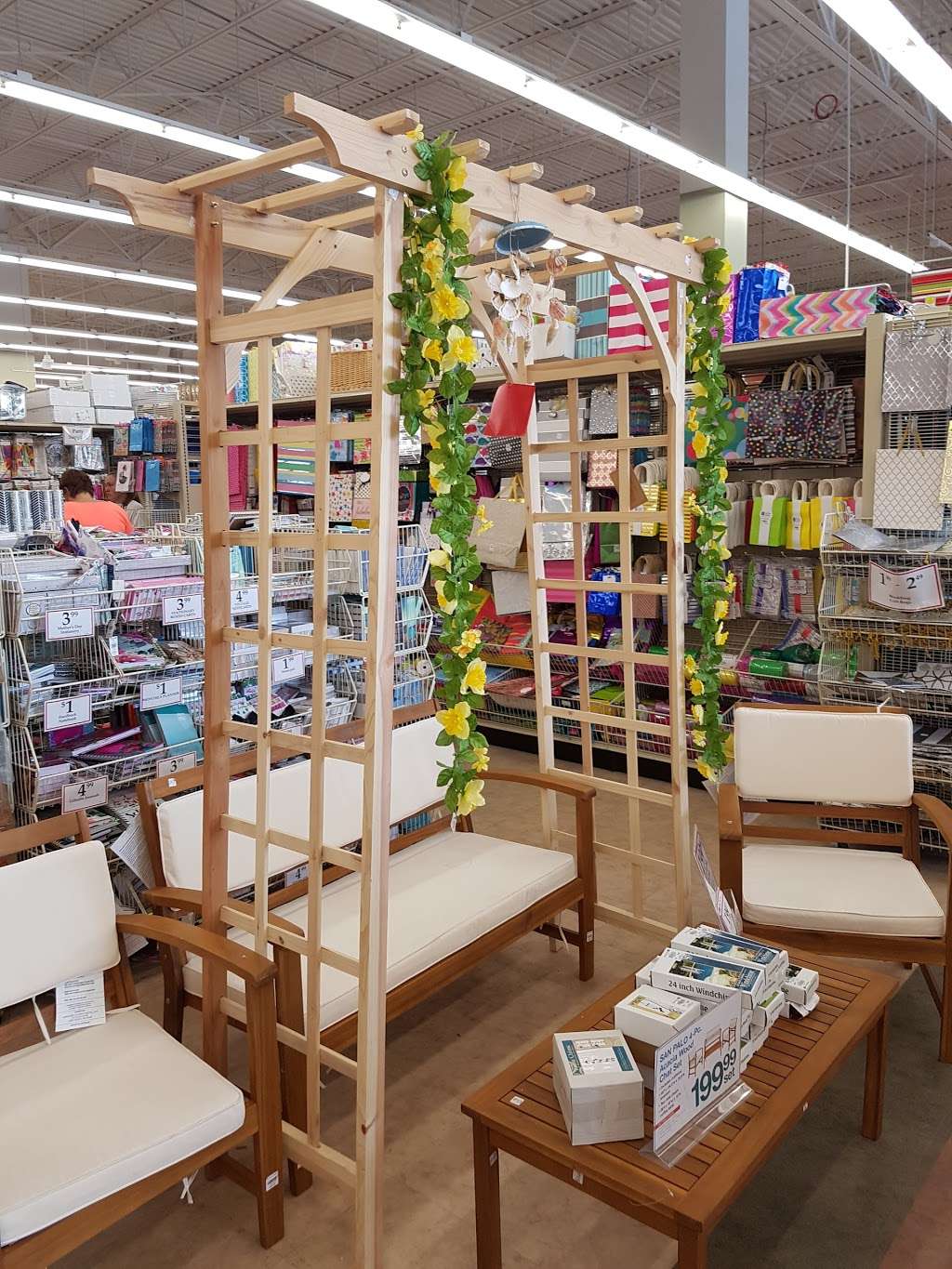 Christmas Tree Shops | 1100-1300 N Galleria Dr, Middletown, NY 10941 | Phone: (845) 692-8584