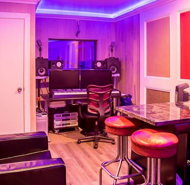 MJ STUDIOS | 289 Stuyvesant Ave, Lyndhurst, NJ 07071, USA | Phone: (201) 532-8842