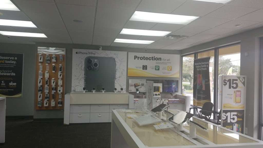 Sprint Store | 4757 E Silver Springs Blvd, Ocala, FL 34470, USA | Phone: (352) 236-1200