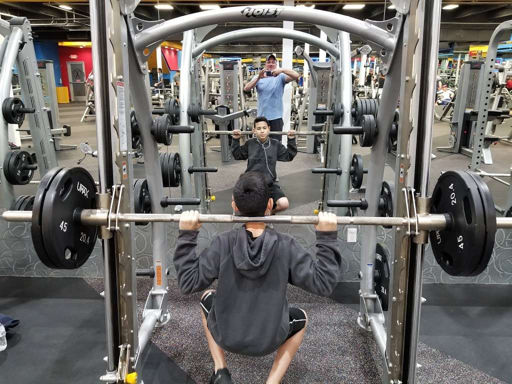 Fitness Connection - Clear Lake | 20761 Gulf Fwy, Webster, TX 77598, USA | Phone: (281) 316-5700