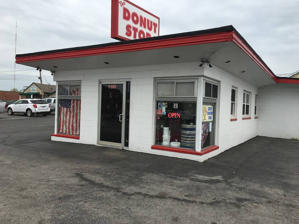 The Donut Stop | 1101 Lemay Ferry Rd, St. Louis, MO 63125, USA | Phone: (314) 631-3333