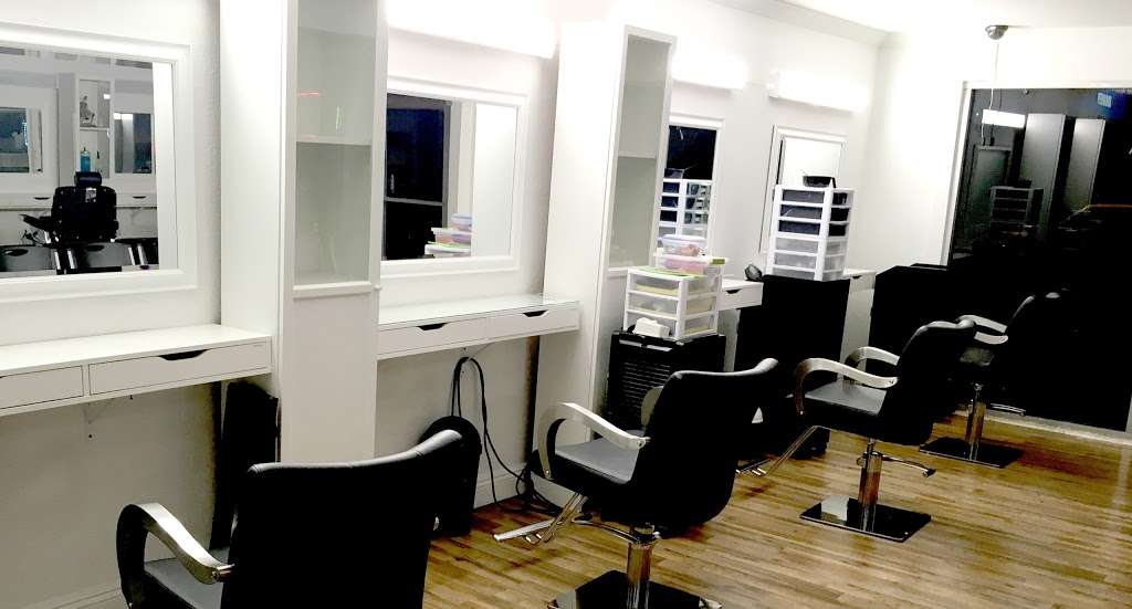 Bar Salon | 4744 Lennox Blvd, Lennox, CA 90304, USA | Phone: (800) 718-7764