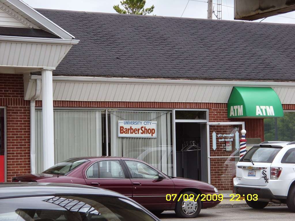 Johnson Seat & Canvas | 25 S Somonauk Rd, Cortland, IL 60112, USA | Phone: (815) 756-2037