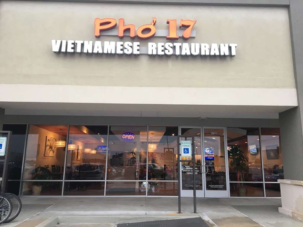 Pho 17 | 132 Bay Area Blvd, Webster, TX 77598, USA | Phone: (832) 905-5138