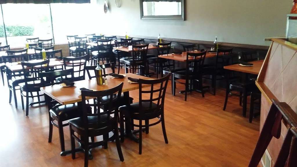 Tonys Pasta House | 1256 Indian Head Rd, Toms River, NJ 08755, USA | Phone: (732) 286-6117