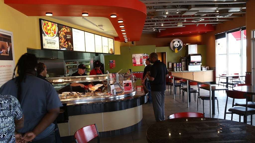 Panda Express | 8800 Hampton Mall Dr N, Walker Mill, MD 20743, USA | Phone: (301) 333-1791