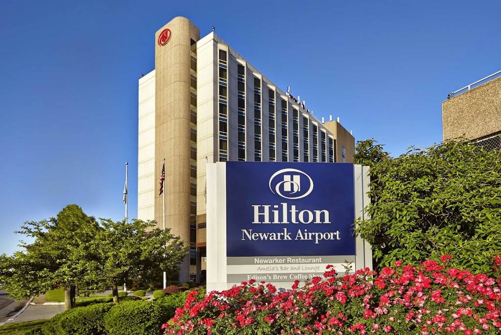 Hilton Newark Airport | 1170 Spring St, Elizabeth, NJ 07201, USA | Phone: (908) 351-3900