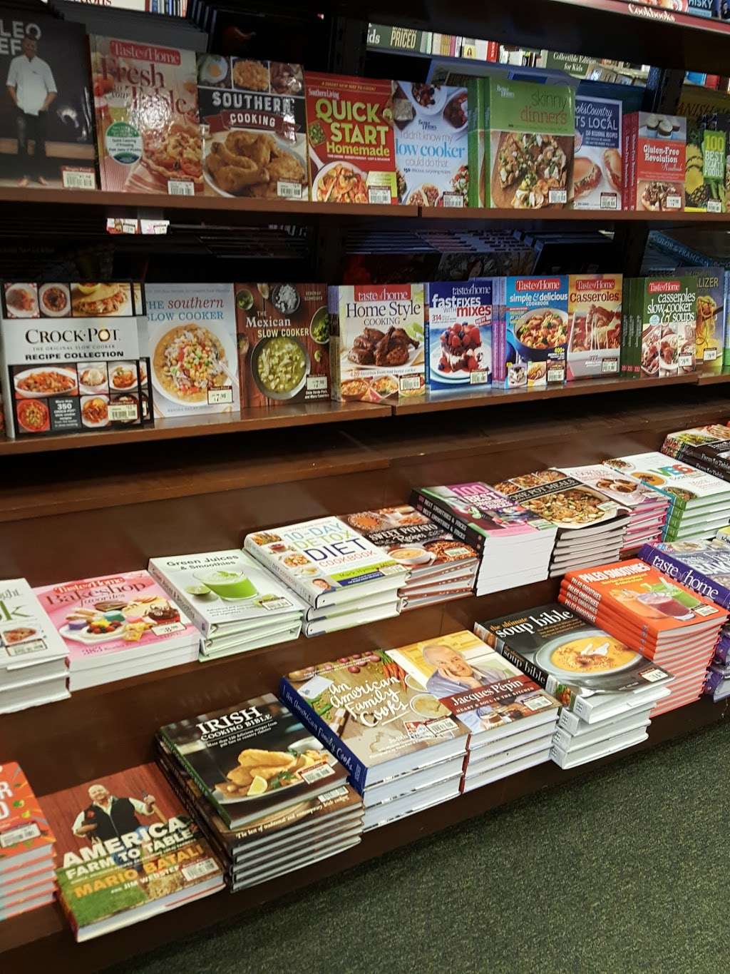 Barnes & Noble | 5303 Farm to Market 1960 Rd W, Houston, TX 77069, USA | Phone: (281) 631-0681