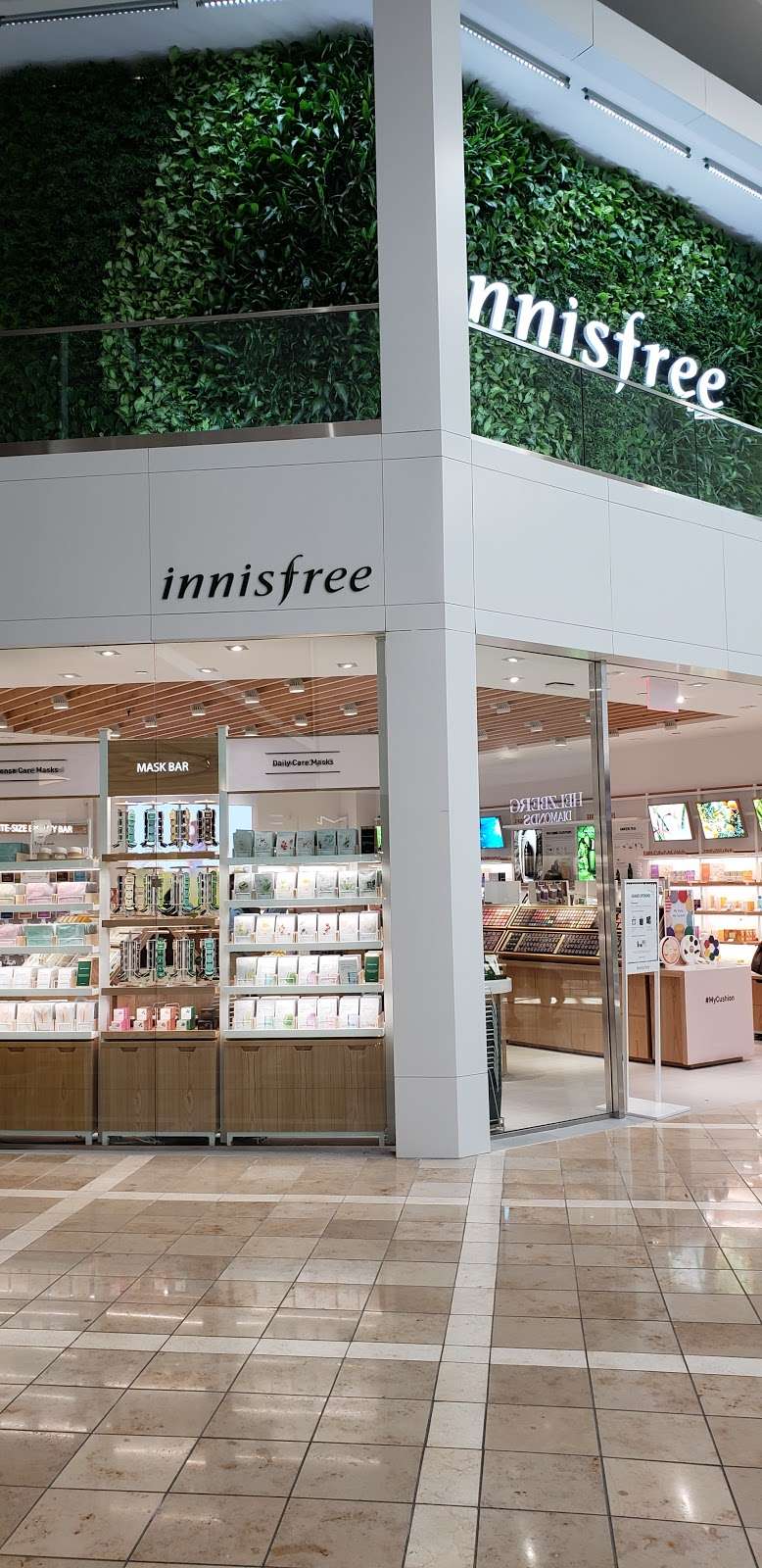 Innisfree Garden State Plaza Store One Garden State Plaza Blvd