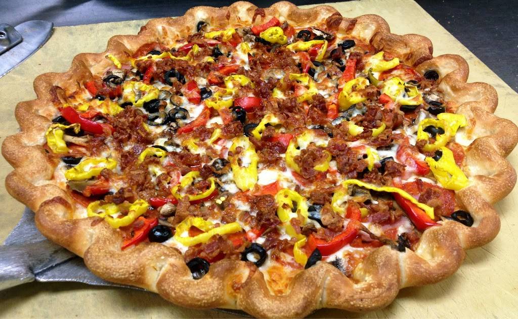 Emilios Pizza | 20934 Drake Rd, Strongsville, OH 44149 | Phone: (440) 846-1111