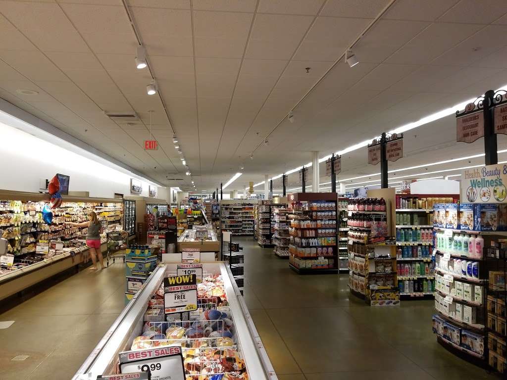 Big Y World Class Market | 348 East Central Street, Franklin, MA 02038, USA | Phone: (508) 553-8705