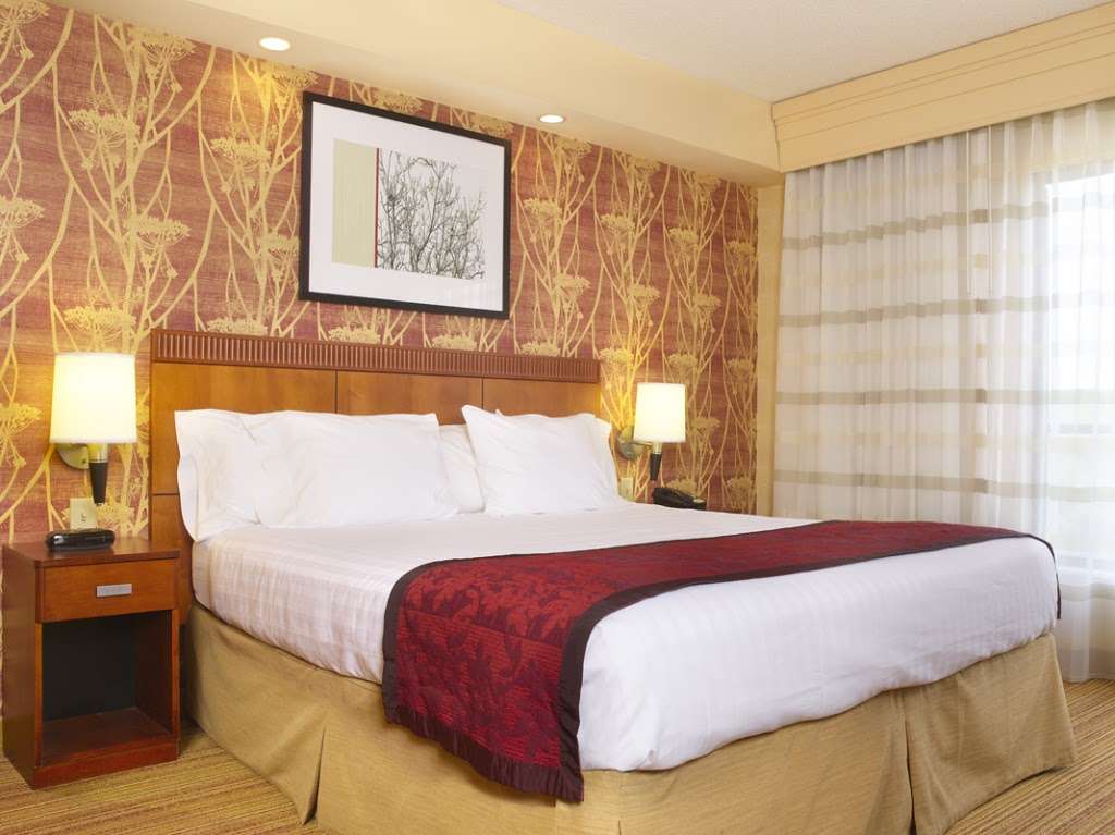 Courtyard by Marriott Philadelphia Langhorne | 5 Cabot Blvd E, Langhorne, PA 19047, USA | Phone: (215) 945-7980