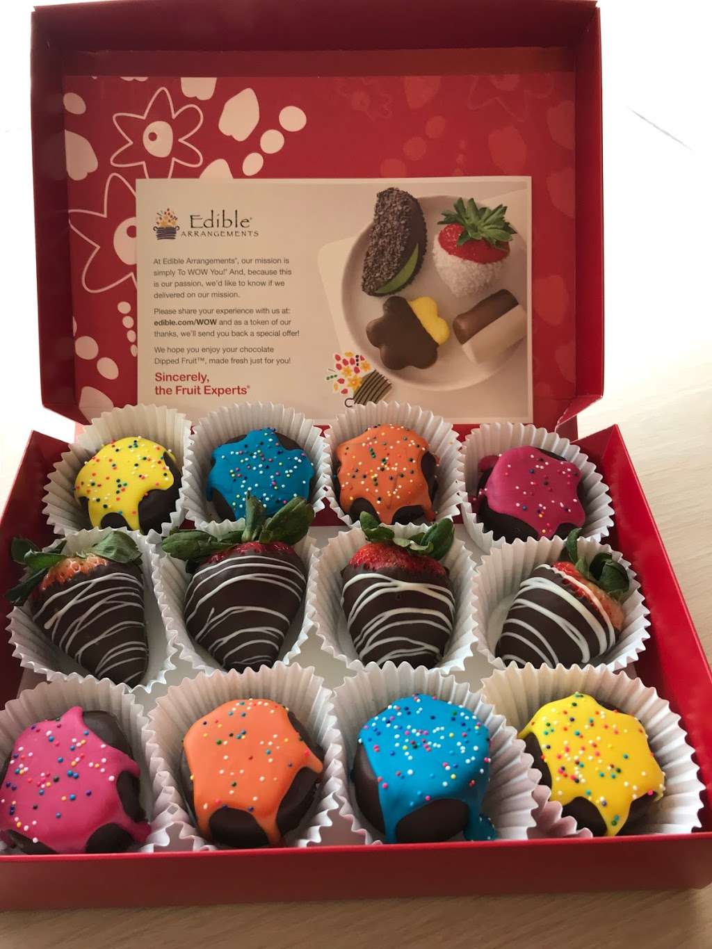 Edible Arrangements | Playhouse Corner, 77 Main St S Unit 103, Southbury, CT 06488, USA | Phone: (203) 264-6061