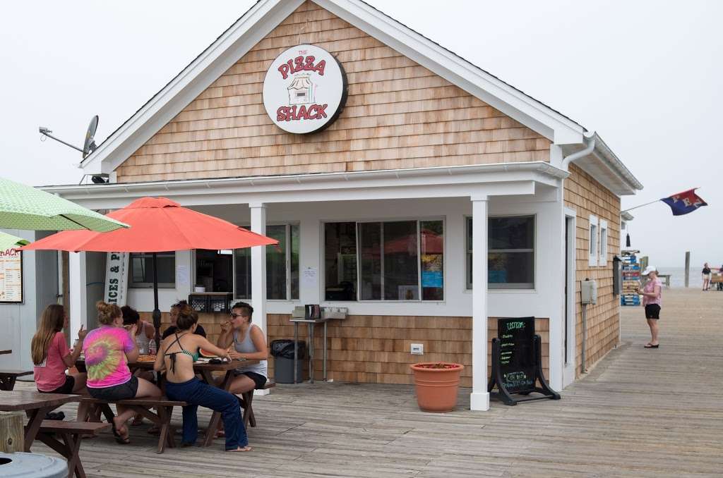 Pizza Shack of Kismet | 21 E Lighthouse Walk, Bay Shore, NY 11706, USA