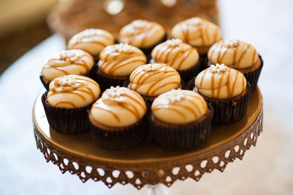 Lancaster Cupcake | 260 Granite Run Dr, Lancaster, PA 17601, USA | Phone: (717) 553-5287