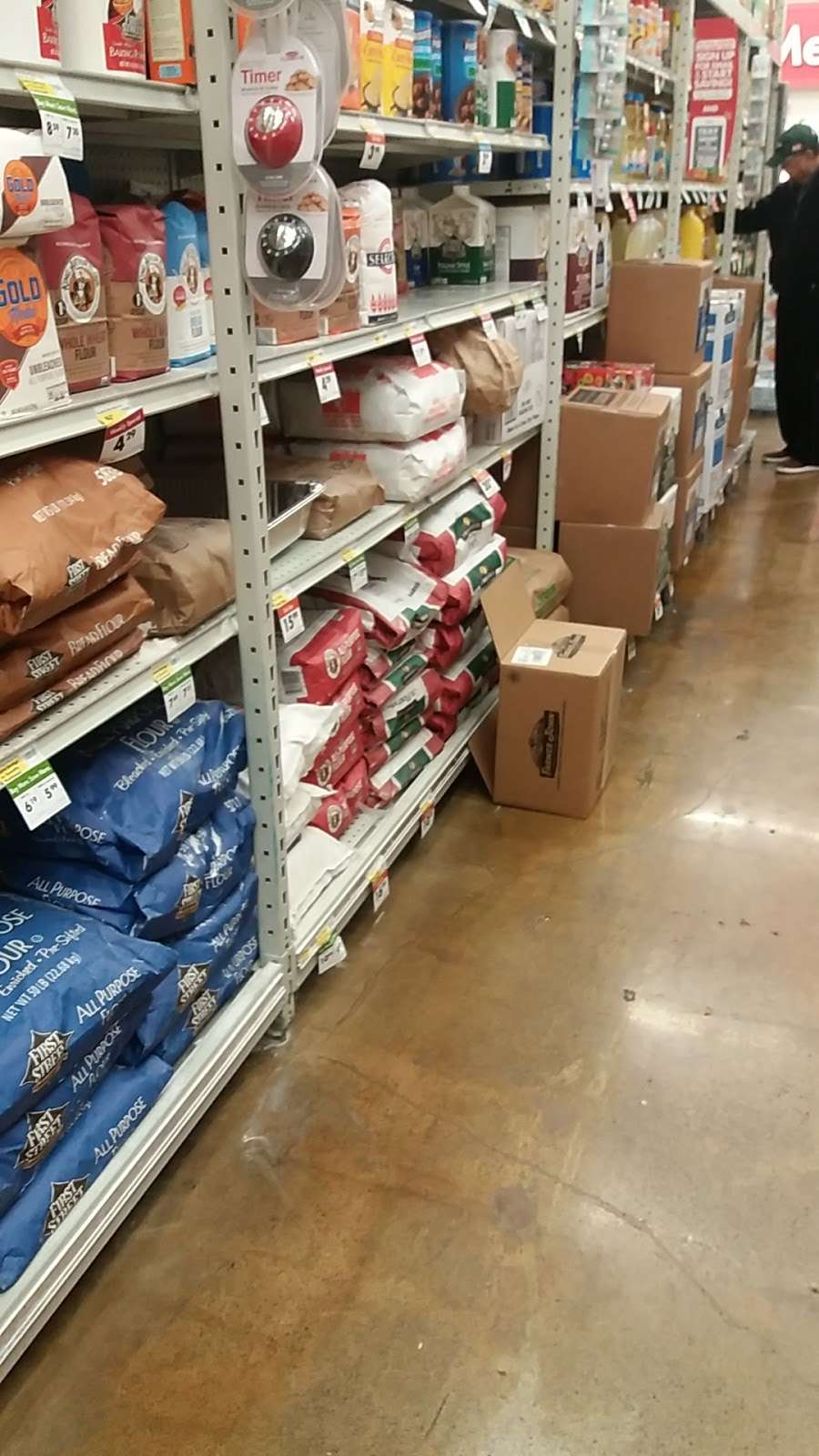 Smart & Final | 6967 Mission St, Daly City, CA 94014, USA | Phone: (650) 997-3151