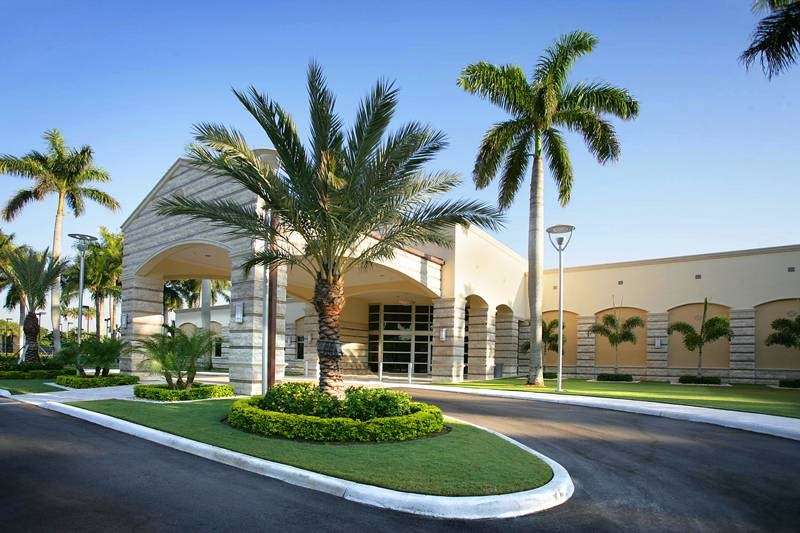 Weston City Hall | 17200 Royal Palm Blvd, Weston, FL 33326, USA | Phone: (954) 385-2000