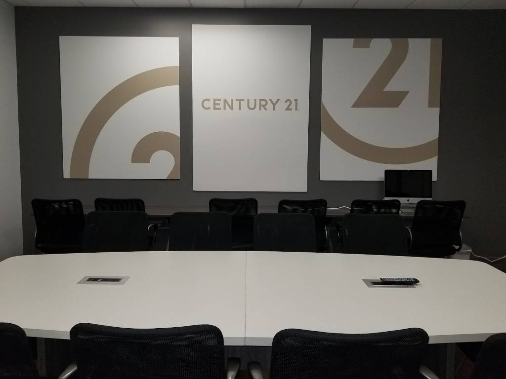 CENTURY 21 Affiliated | 5325 Primrose Lake Cir Suite A, Tampa, FL 33647, USA | Phone: (813) 973-2133