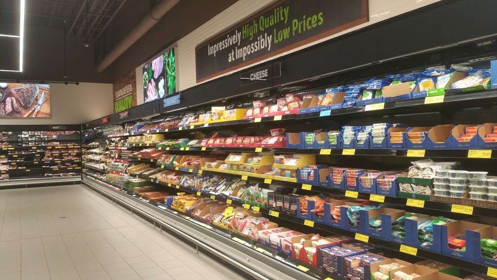 Aldi | Bolingbrook, IL 60490, USA