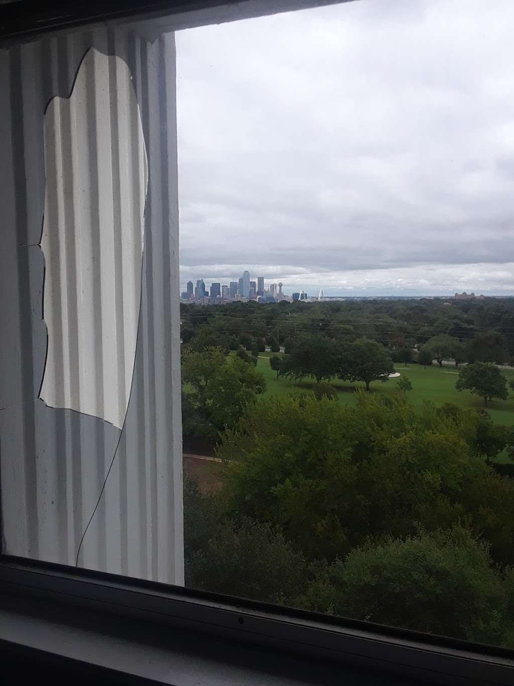 The View at Kessler Park | 2511 Wedglea Dr, Dallas, TX 75211, USA | Phone: (469) 206-3699