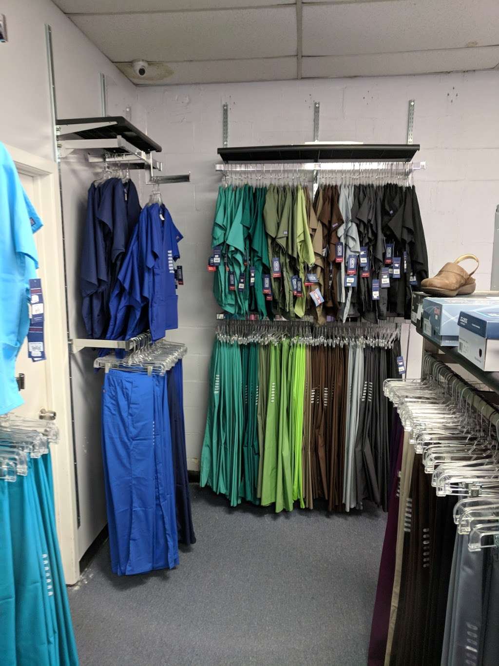 Scrubs, etc. | 26456 I-45, Spring, TX 77386, USA | Phone: (281) 419-1981