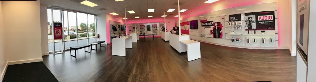 T-Mobile | 3020 Reflection Dr Ste 100, Naperville, IL 60564, USA | Phone: (630) 364-2523