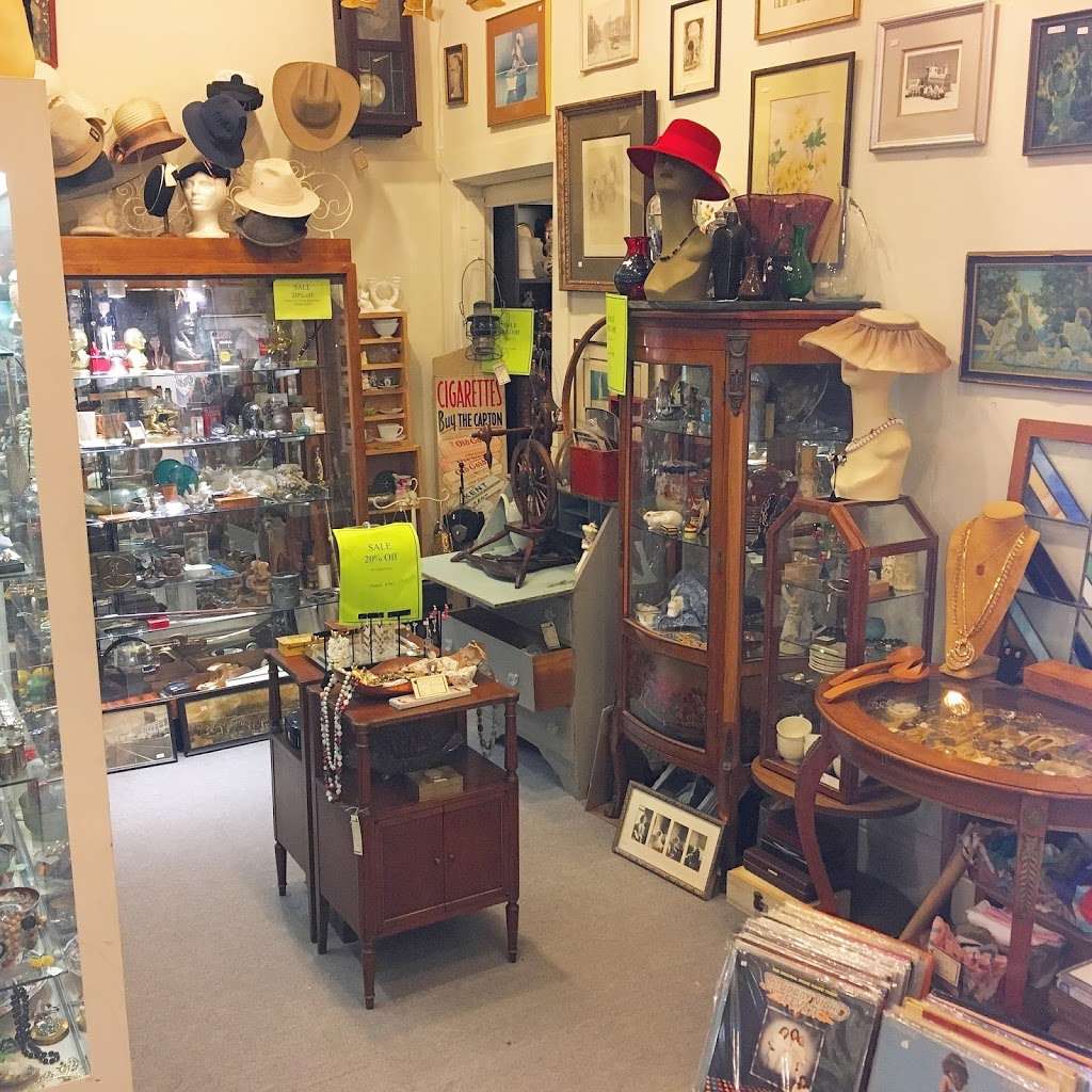 Cole Valley Antiques | 854 Stanyan St, San Francisco, CA 94117, USA | Phone: (415) 504-7884