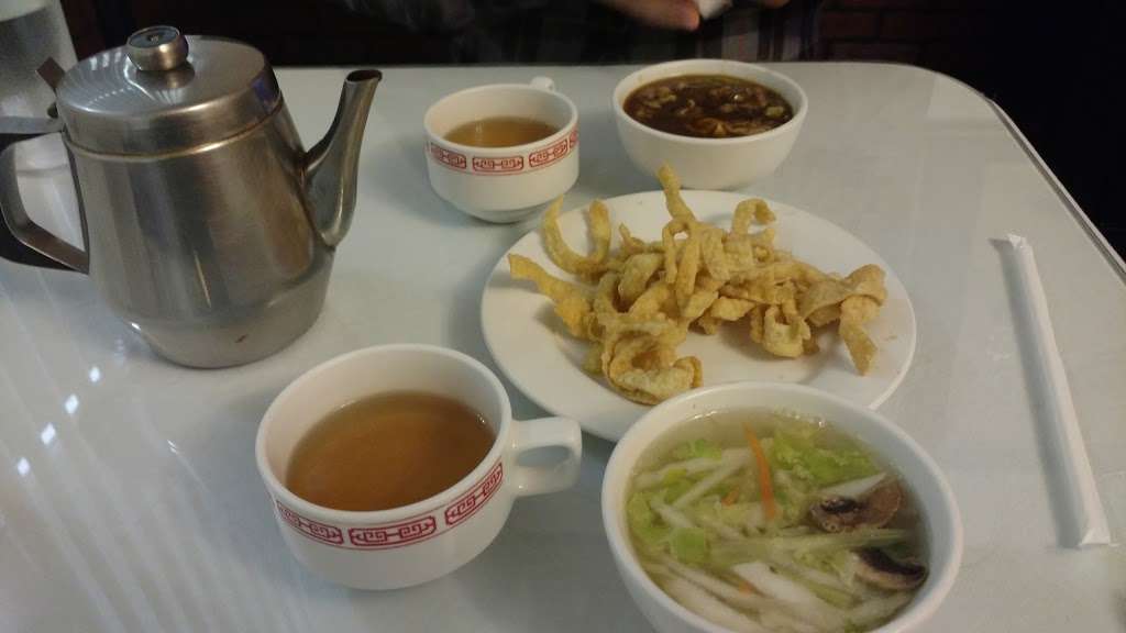 Uncle Wongs | 122 E Bluff St, Marseilles, IL 61341, USA | Phone: (815) 795-2618