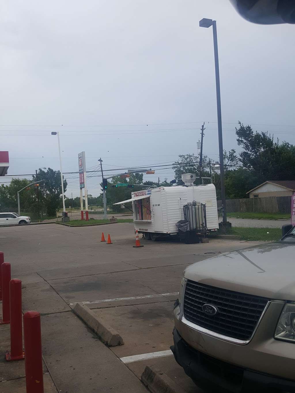 Taco Truck | 202 Gober St, Houston, TX 77017, USA | Phone: (832) 373-5487