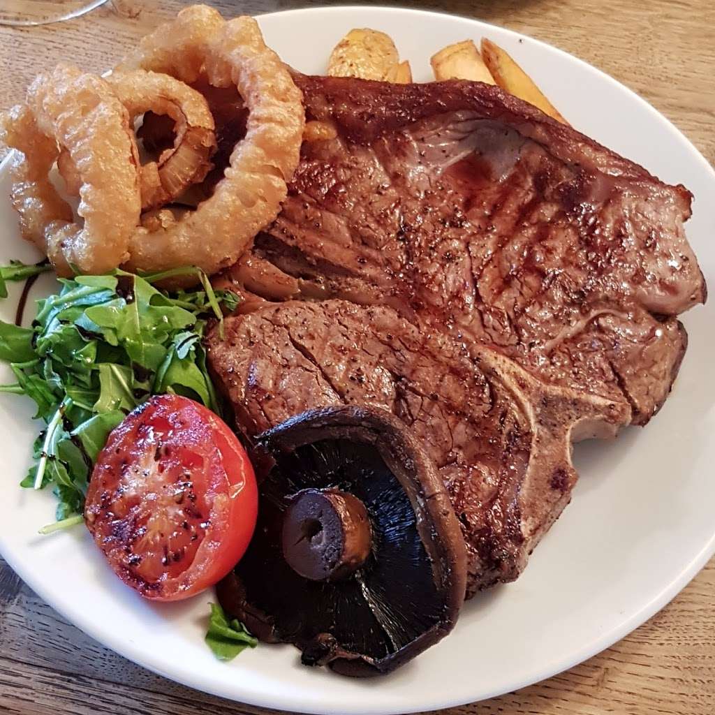 The Bull Inn | High St, Much Hadham SG10 6BU, UK | Phone: 01279 841100