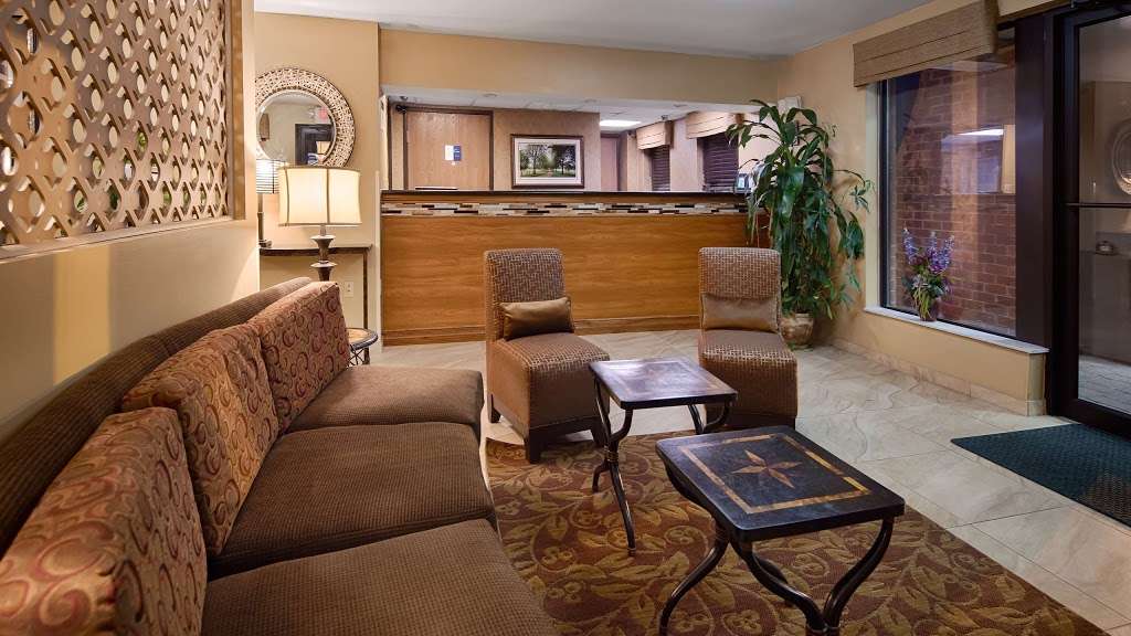 Best Western Princeton Manor Inn & Suites | 4191 US-1, Monmouth Junction, NJ 08852, USA | Phone: (732) 329-4555
