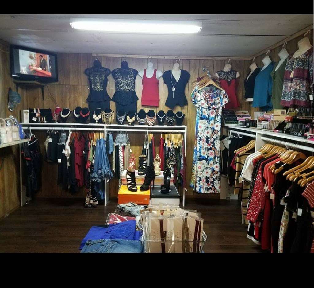 Delmys Fashion Boutique | 6915 Furay Ave, Houston, TX 77016, USA | Phone: (832) 908-6549