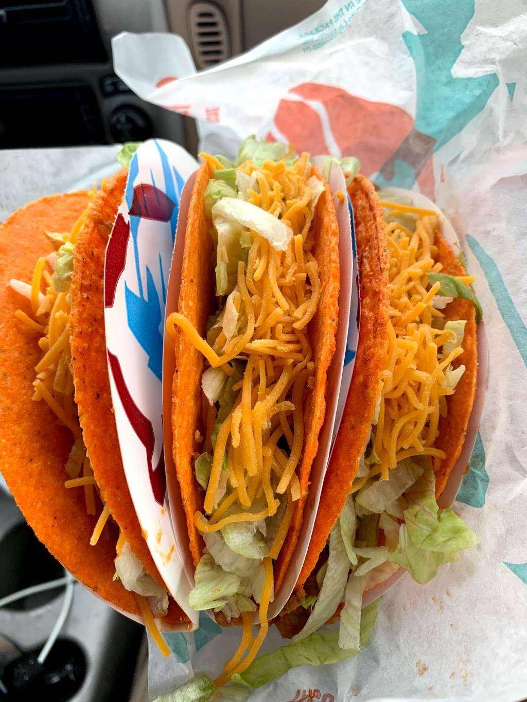 Taco Bell | 6631 S Cicero Ave, Chicago, IL 60638, USA | Phone: (773) 498-2642