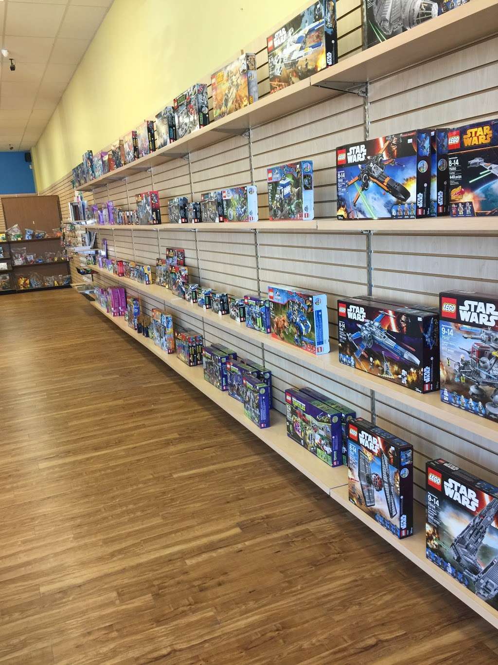 Bricks & Minifigs Sachse | 5250 TX-78 Suite 300, Sachse, TX 75048, USA | Phone: (469) 969-0045