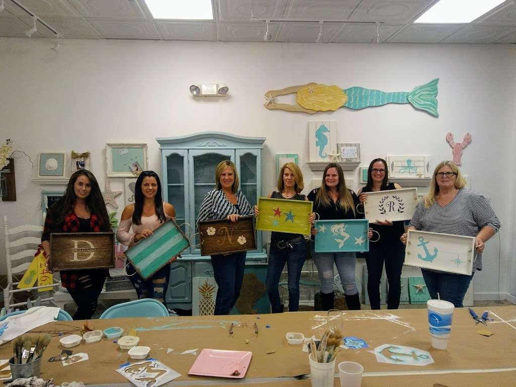 Beach Daisy Art & Craft Studio | 7853 SW Ellipse Way, Stuart, FL 34997, USA | Phone: (561) 373-5103