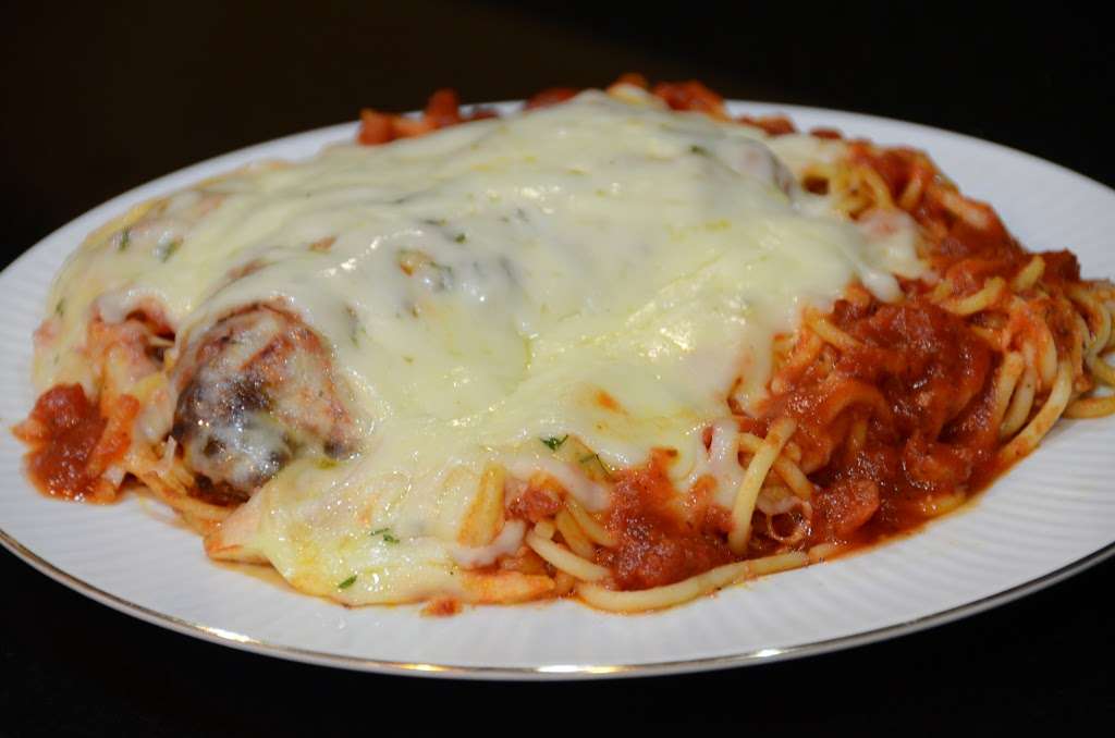 Papa Saverios Pizzeria | 2933 Kirk Rd #113, Aurora, IL 60502 | Phone: (630) 898-4700