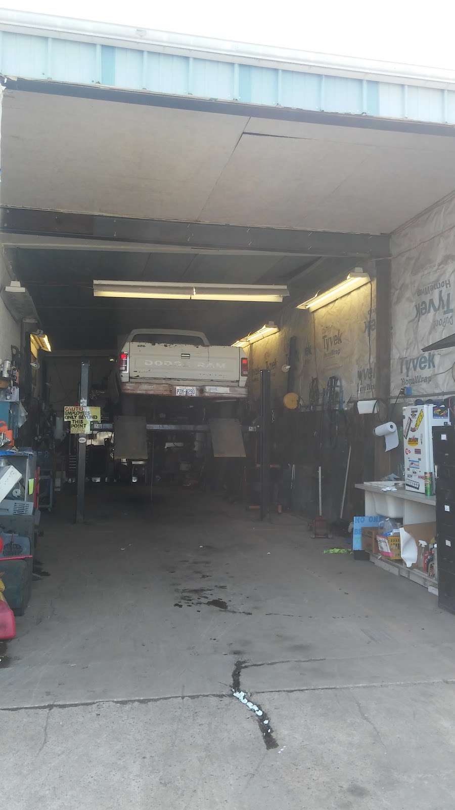 B&L Exhaust and Auto Repair | 1697 S Dupont Hwy, New Castle, DE 19720, USA | Phone: (302) 345-4560