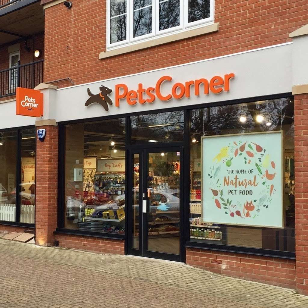 Pets Corner Kingswood | 3 Waterhouse Ln, Lower Kingswood, Banstead, Tadworth KT20 6EB, UK | Phone: 01737 354051