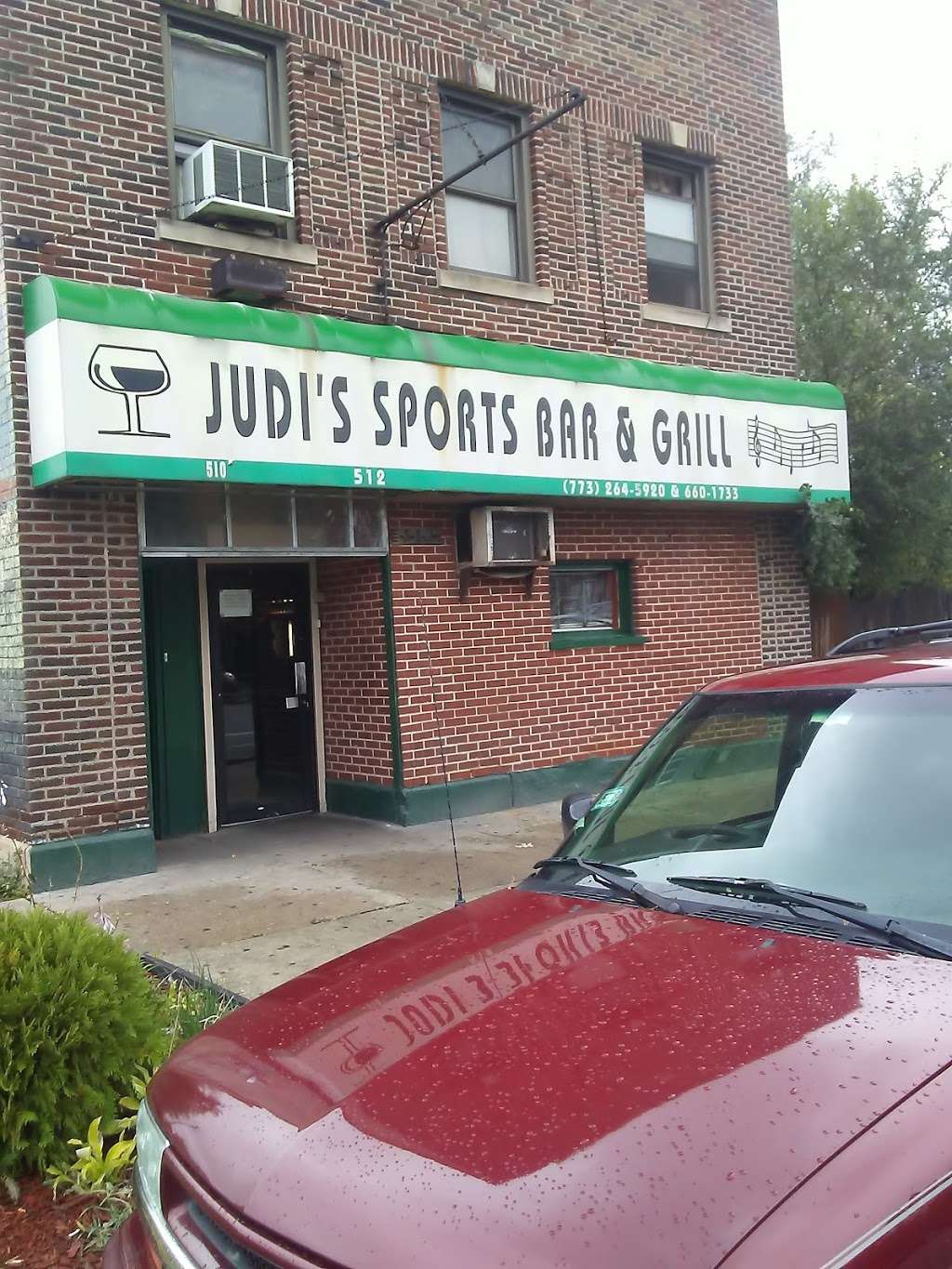Judi's Sports Bar in 512 E 103rd St, Chicago, IL 60628, USA