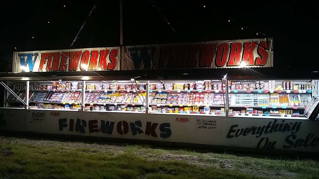 Mr. W Fireworks | 550 Parker Rd, Wylie, TX 75098, USA