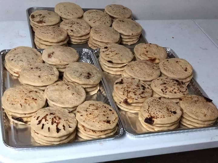 Ricas pupusas salvadoreñas | 712 Las Palmas Ave, Sacramento, CA 95815 | Phone: (916) 349-6233